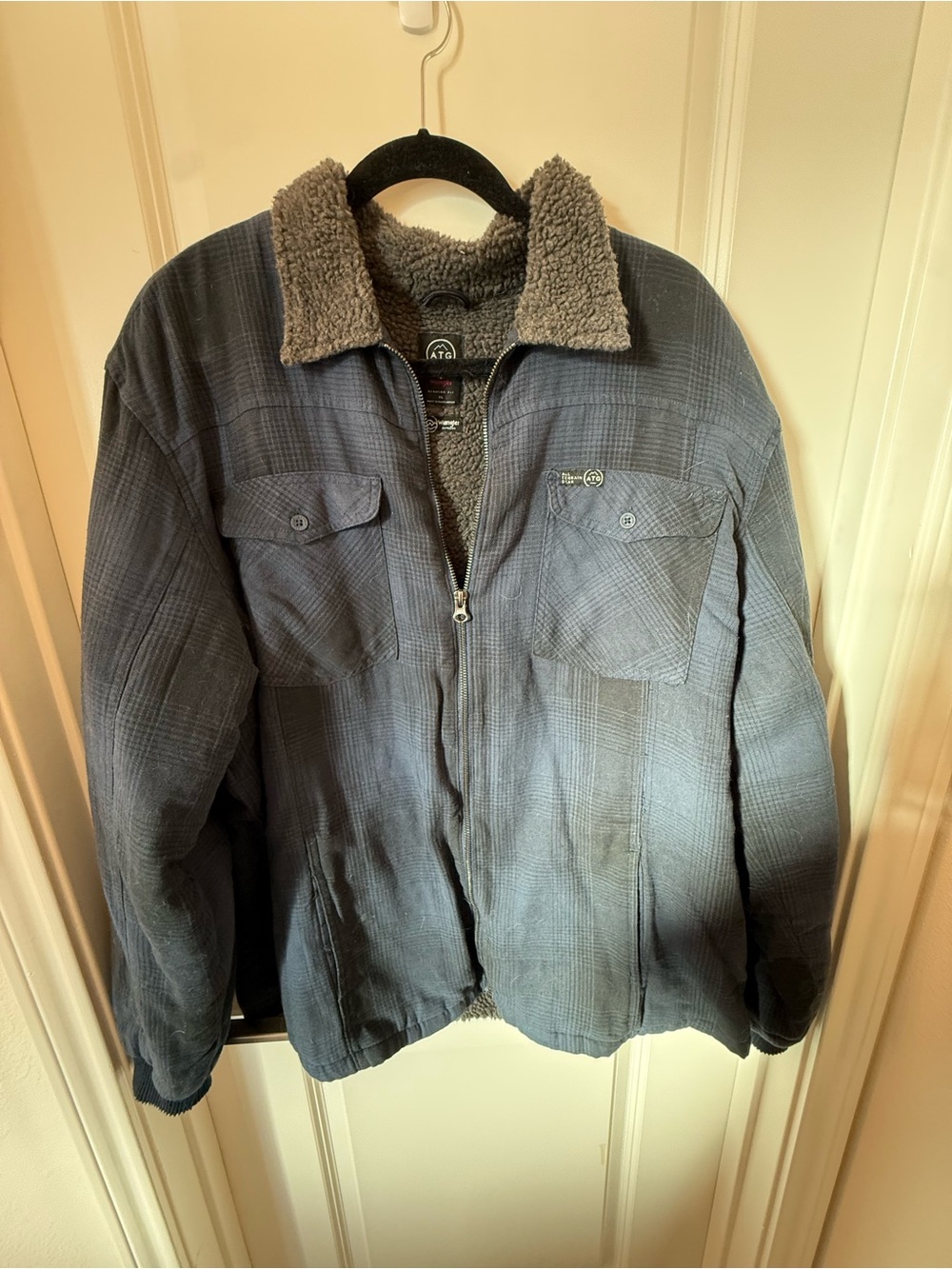 Wrangler Men's Gray Sherpa-Trim Field Jacket